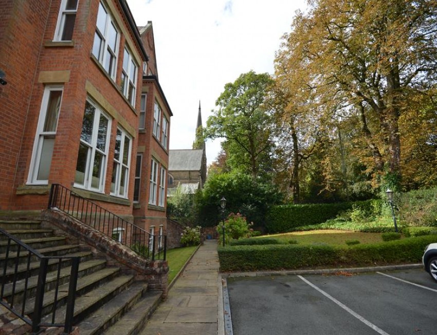 Images for Heaton Gardens, Heaton Moor