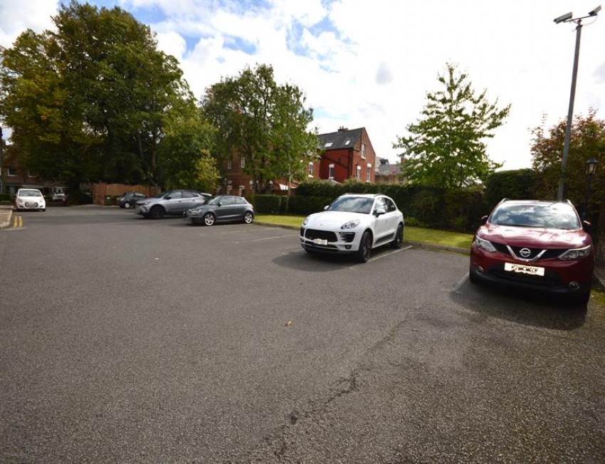 Images for Heaton Gardens, Heaton Moor