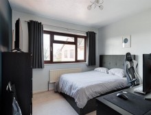 Images for Outstanding southerly views in Oakdene Way