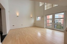 Images for Wharf Road, Sale, M33