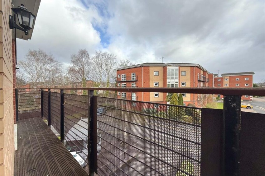 Images for Wharf Road, Sale, M33