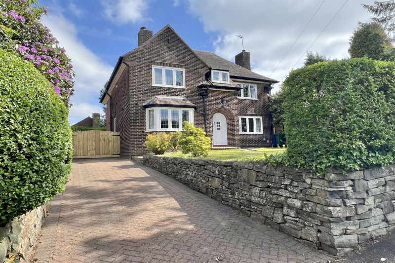 Higham Lane, Hyde, SK14