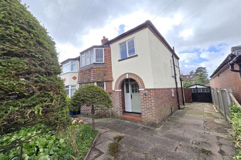 St. Leonards Drive, Timperley, WA15