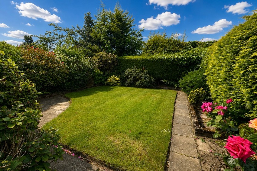 Images for Elmsleigh Road, Heald Green, SK8