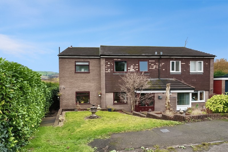 Tenfoot Close, Glossop, SK13