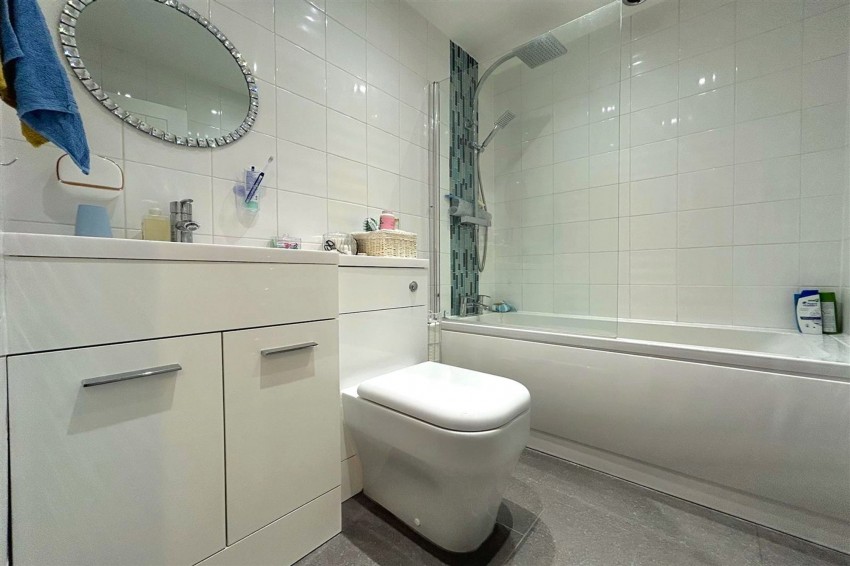 Images for Old Well Walk, Sale, M33