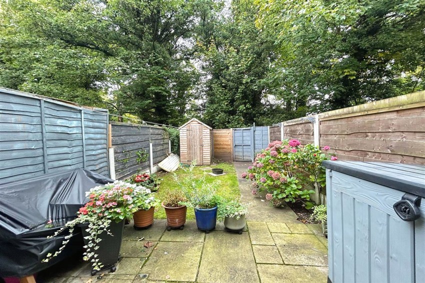 Images for Old Well Walk, Sale, M33