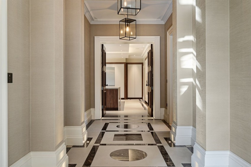 Images for Broadway, Hale, WA15