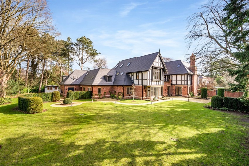 Images for Broadway, Hale, WA15