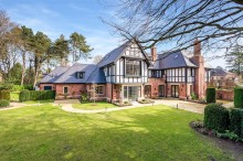 Images for Broadway, Hale, WA15