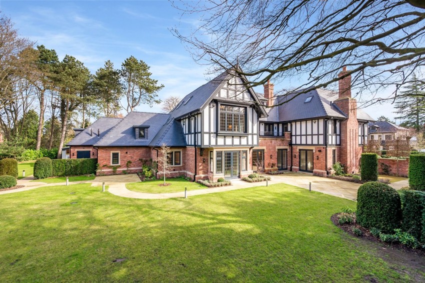 Images for Broadway, Hale, WA15