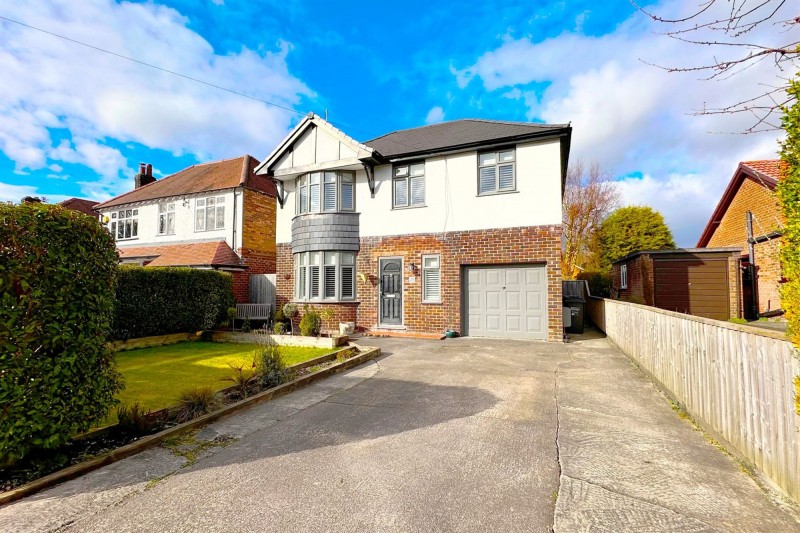 Oak Grove, Poynton, SK12