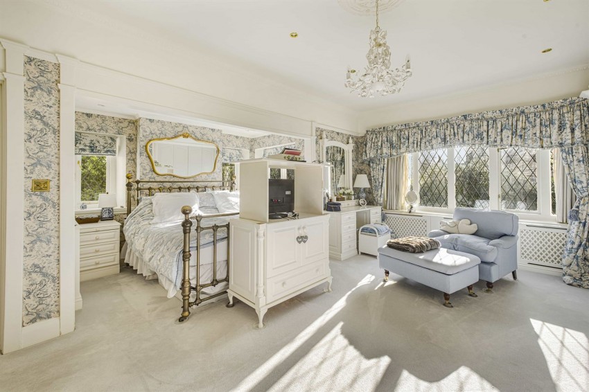 Images for Park Avenue, Hale, WA15