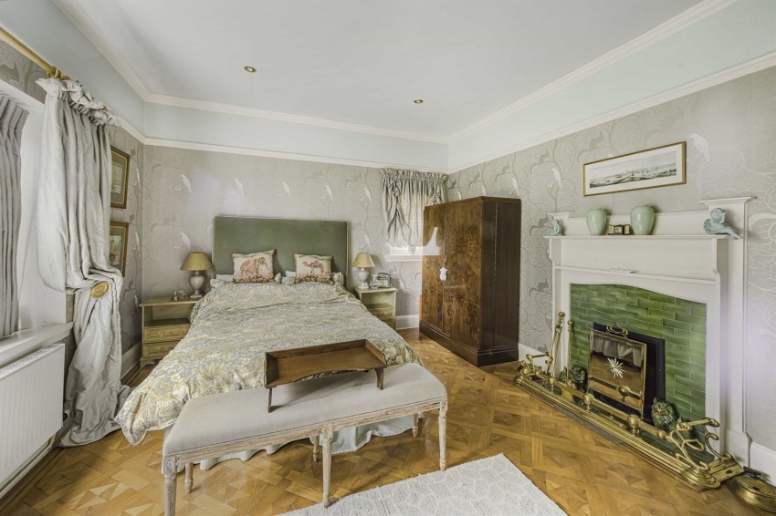 Images for Park Avenue, Hale, WA15