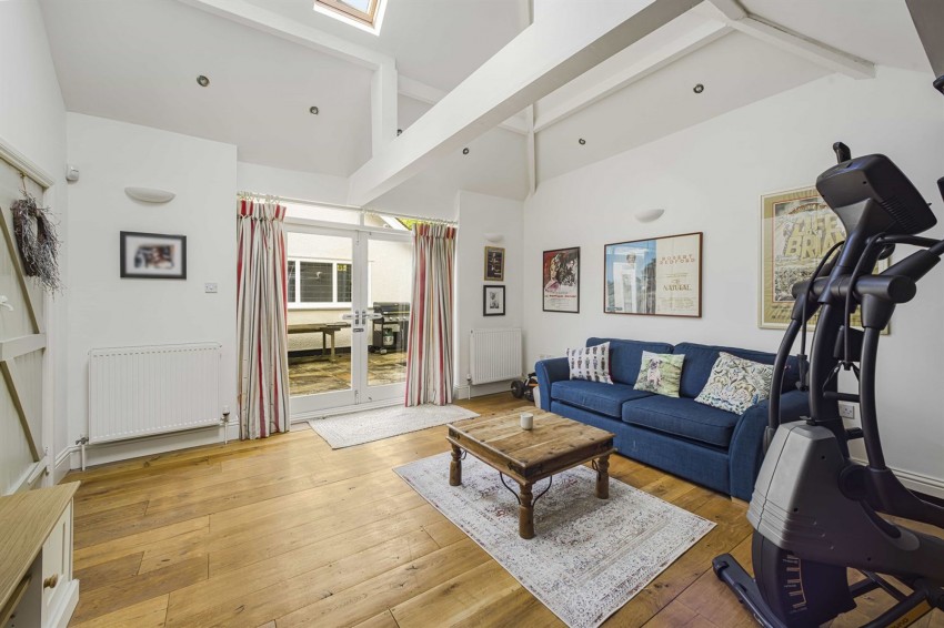 Images for Park Avenue, Hale, WA15