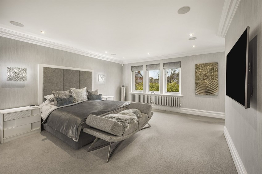 Images for 3 Theobald Road, Bowdon, WA14