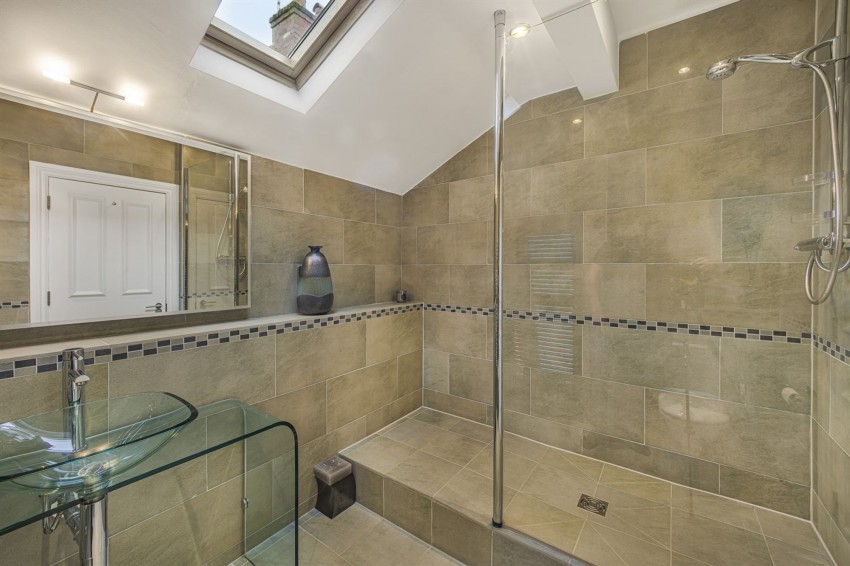 Images for 3 Theobald Road, Bowdon, WA14