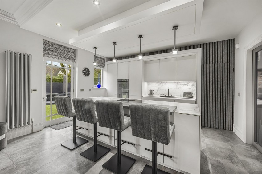 Images for 3 Theobald Road, Bowdon, WA14