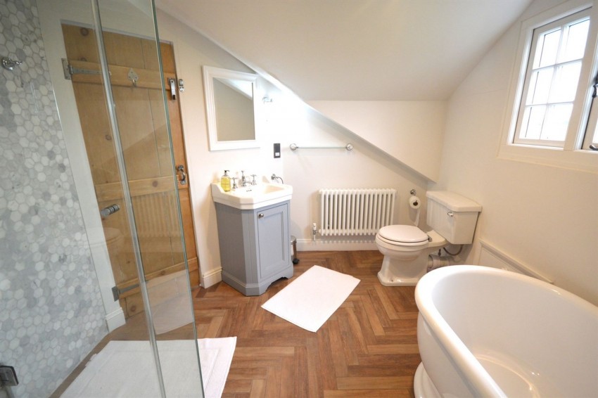 Images for King Street, Woodford, SK7