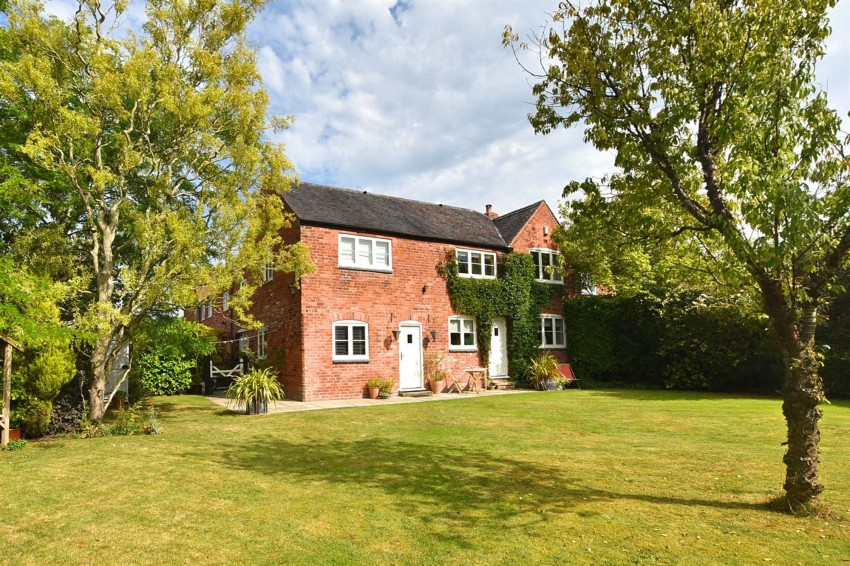 Images for Walnut Tree Lane, Bradwall, CW11