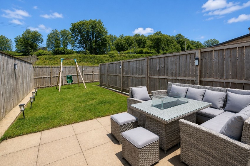 Images for Hawkshead Road, Glossop, SK13