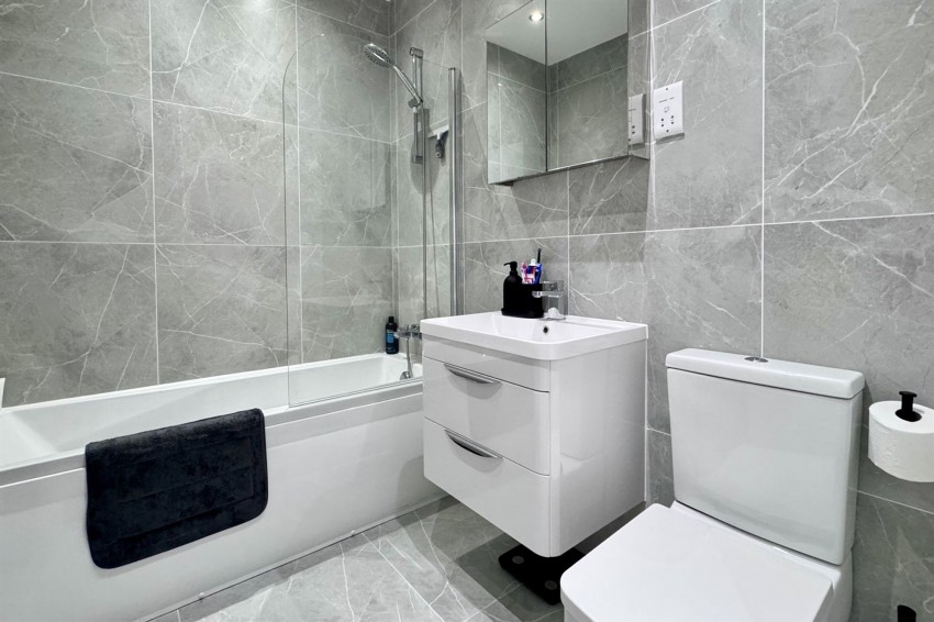 Images for Hawkshead Road, Glossop, SK13