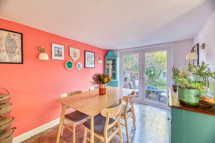 Images for Hayes Crescent, Frodsham, WA6