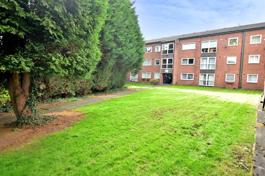 Images for Millgate Lane, East Didsbury, M20