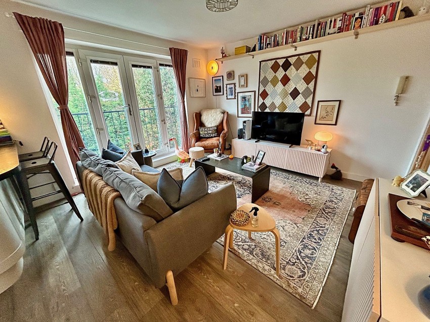 Images for Millgate Lane, East Didsbury, M20