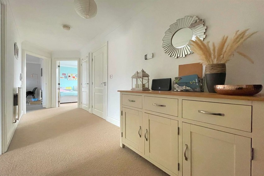 Images for Waterside, Sale, M33