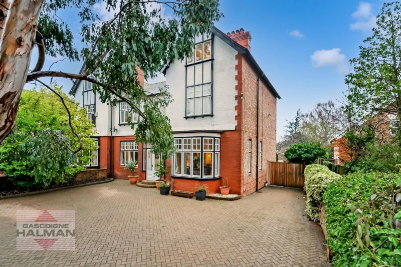 Manchester Road, Wilmslow, SK9