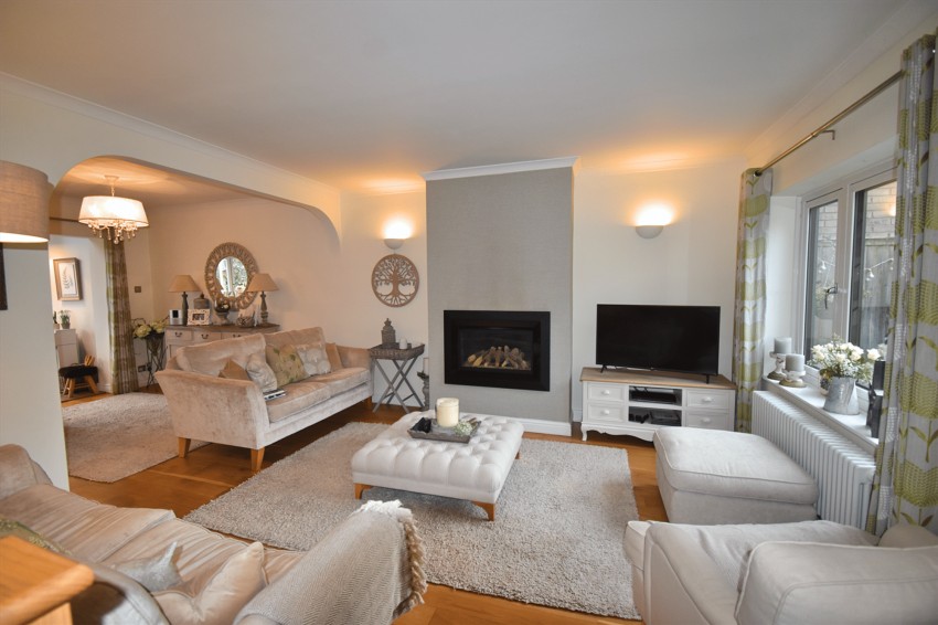 Images for Linglongs Avenue, Whaley Bridge, SK23