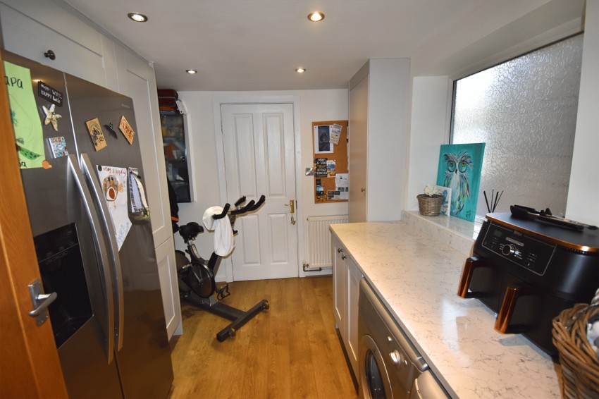 Images for Linglongs Avenue, Whaley Bridge, SK23