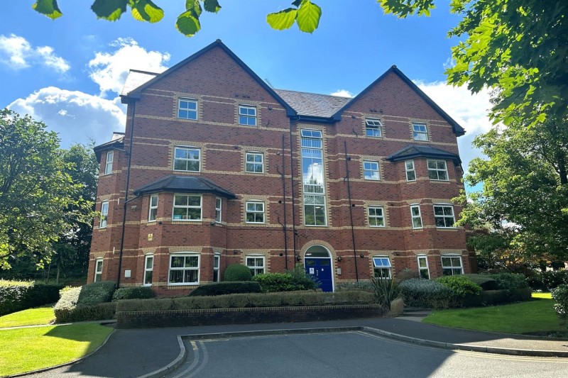 Denmark Street, Altrincham, WA14