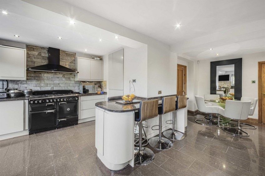 Images for Warburton Close, Hale Barns, WA15