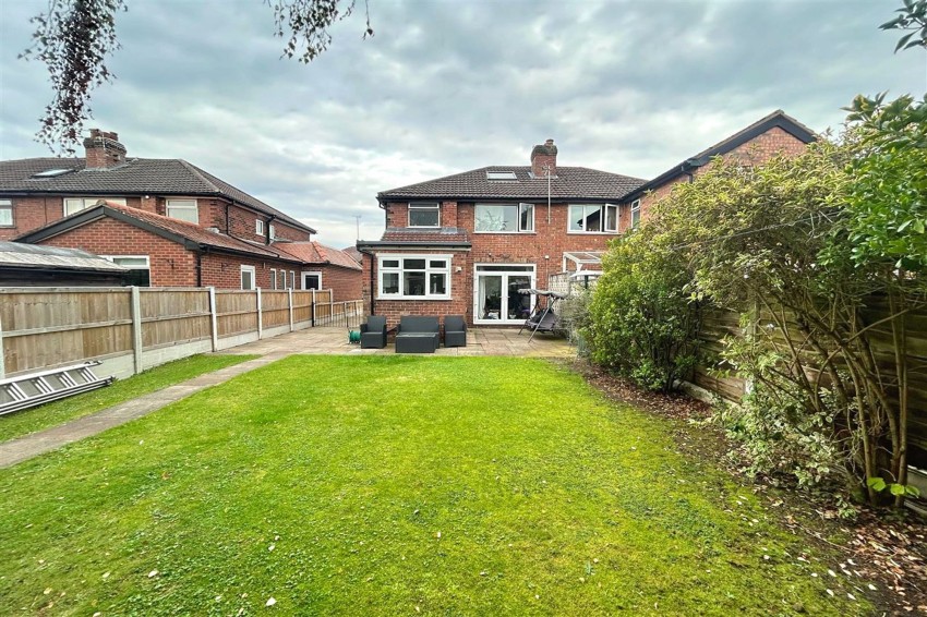 Images for Cranmere Drive, Sale, M33