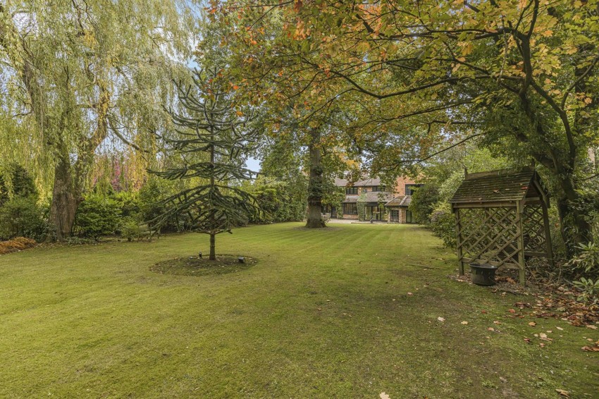 Images for Delahays Drive, Hale, WA15