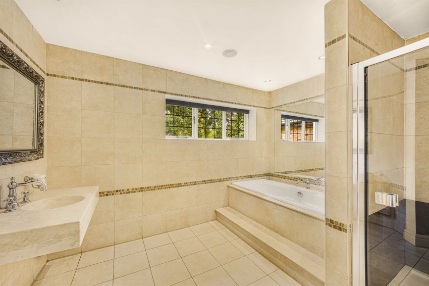 Images for Delahays Drive, Hale, WA15