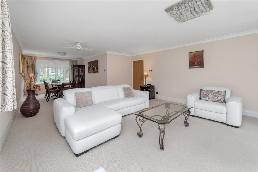 Images for Castle Hill Court, Prestbury, SK10