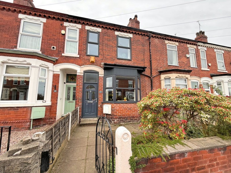 Meadows Road, Sale, M33