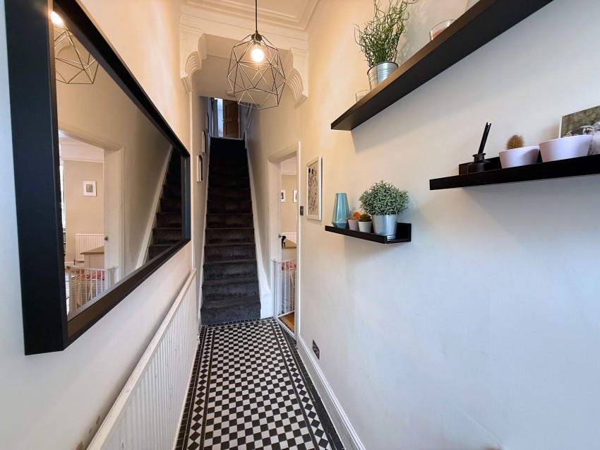 Images for Meadows Road, Sale, M33