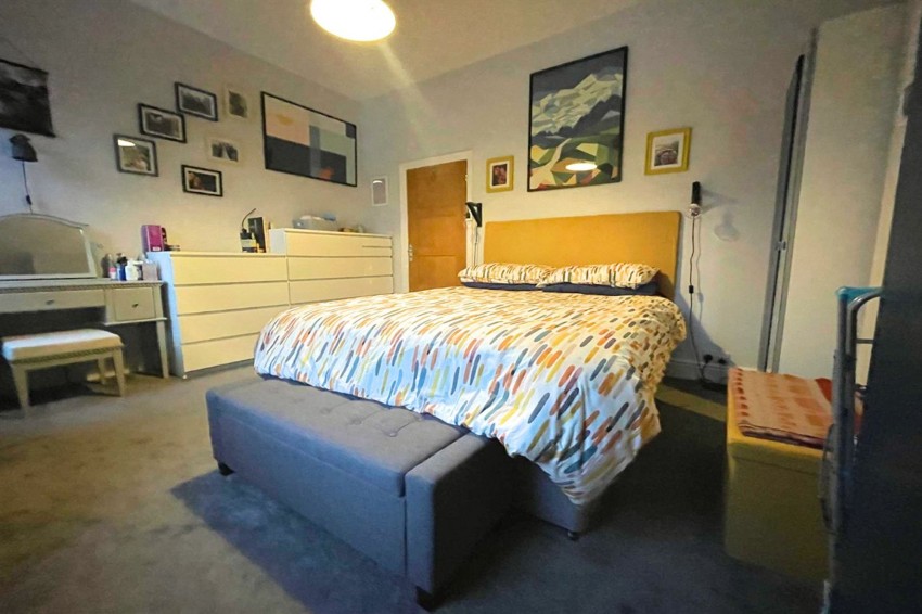 Images for Meadows Road, Sale, M33