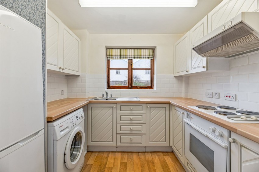 Images for Churchfield Road, Frodsham, WA6