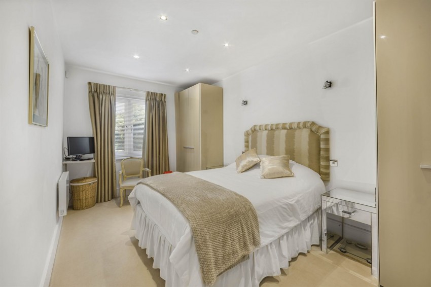 Images for Hale Road, Hale, WA15