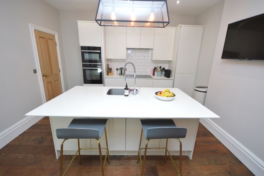 Images for Heaton Moor Road, The Surgery, SK4