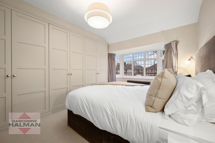 Images for Eastway, Sale, M33