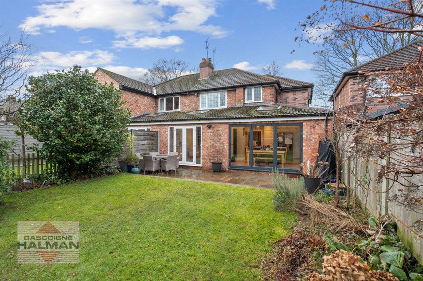 Images for Eastway, Sale, M33