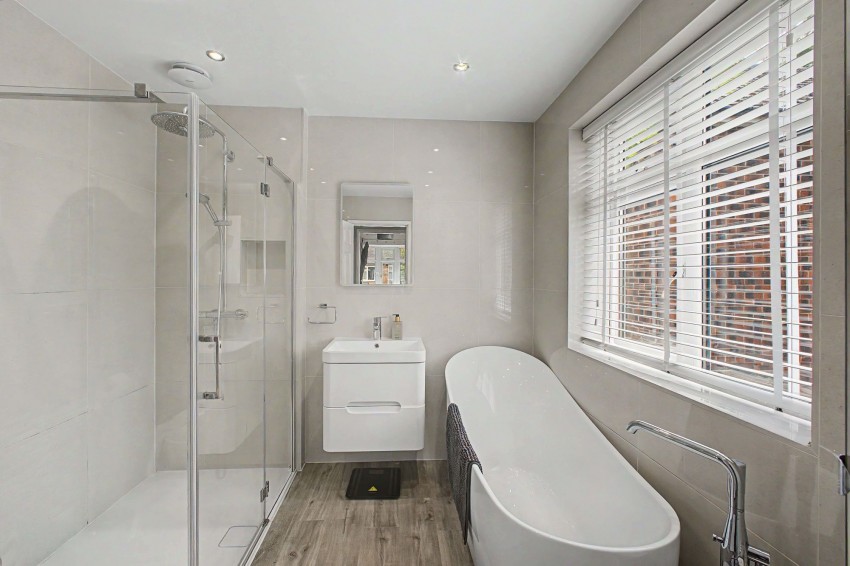 Images for Tewkesbury Avenue, Hale, WA15