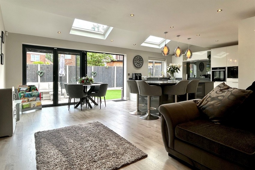 Images for Hurstvale Avenue, Heald Green, SK8