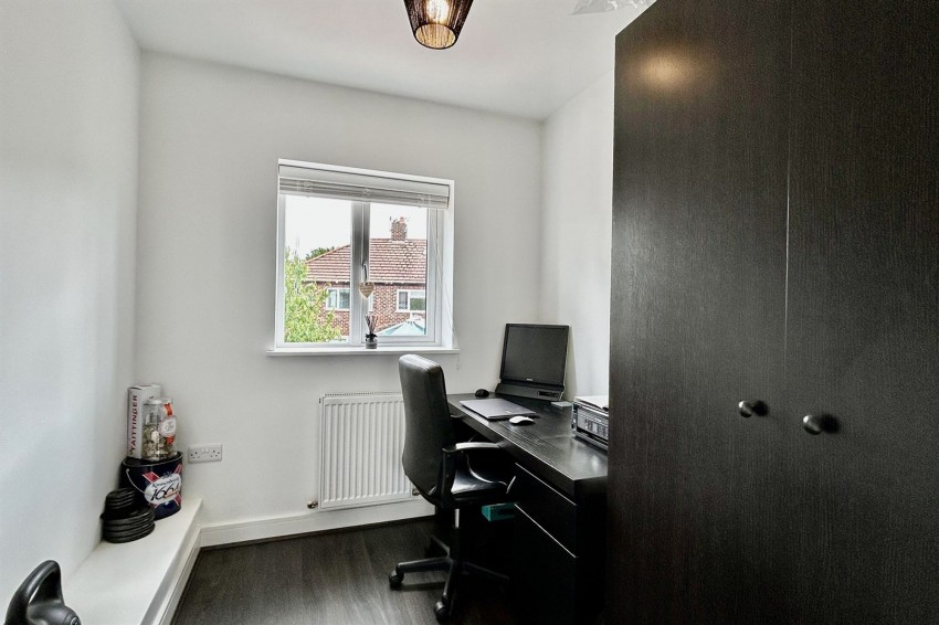 Images for Hurstvale Avenue, Heald Green, SK8